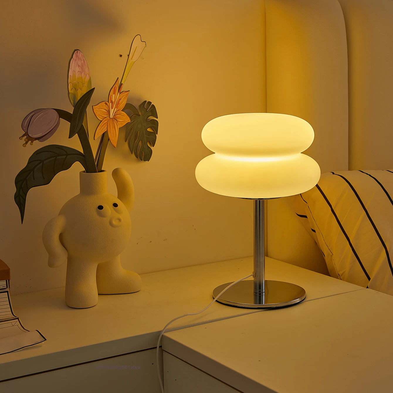 Lampe de table LED Bauhaus – Design Champignon Moderne